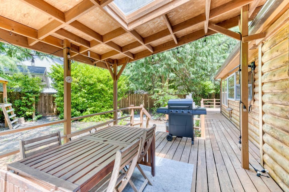 Sitka by the Sea - Meredith Lodging House in Manzanita