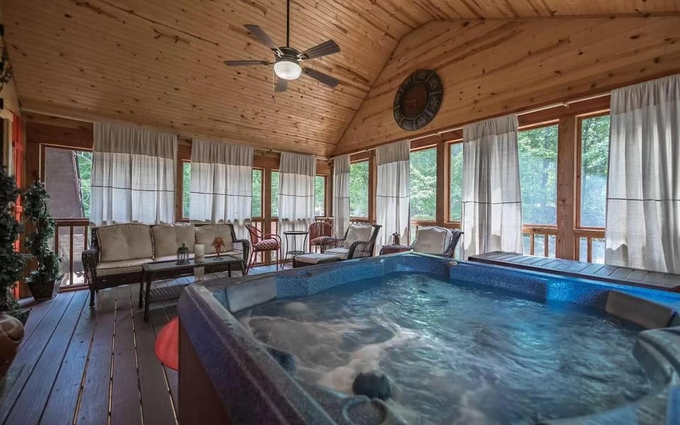 Roost on the Ridge House in Georgia