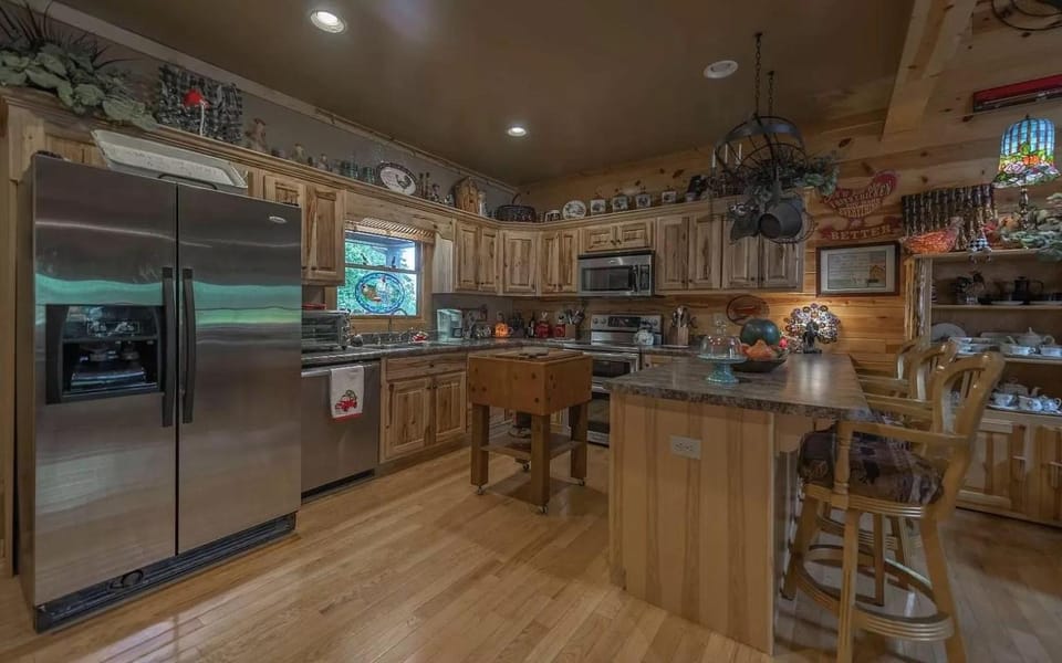 Roost on the Ridge House in Georgia