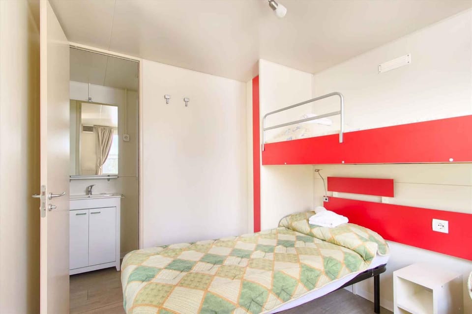 Bed, Bathroom, Bedroom