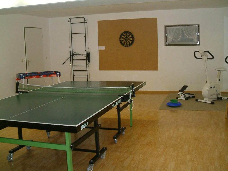 Table tennis