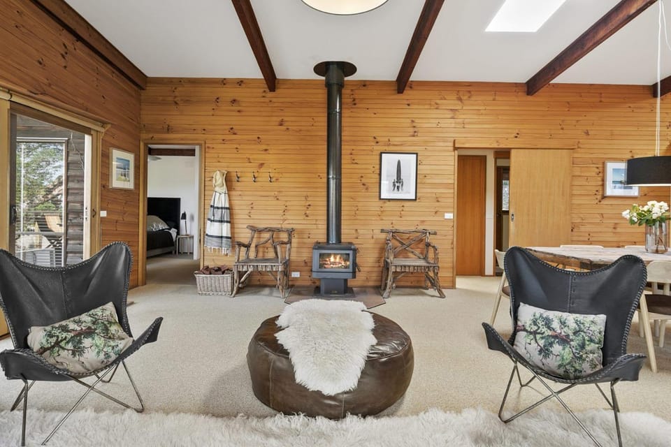 Aireys Treehouse Bed and Breakfast in Aireys Inlet