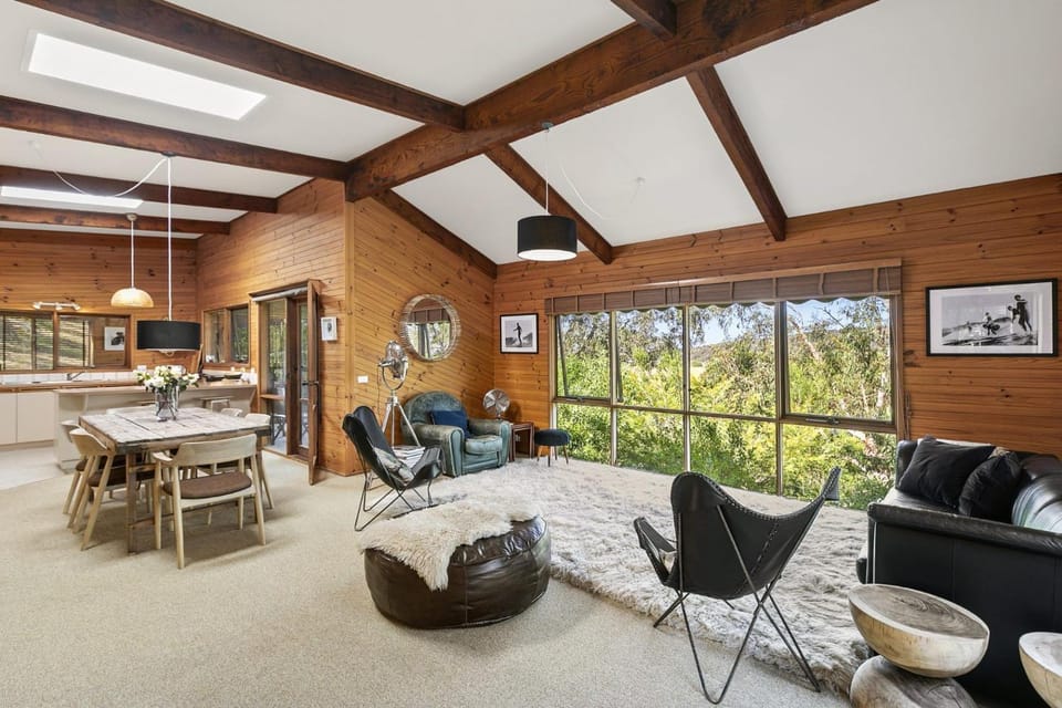 Aireys Treehouse Bed and Breakfast in Aireys Inlet