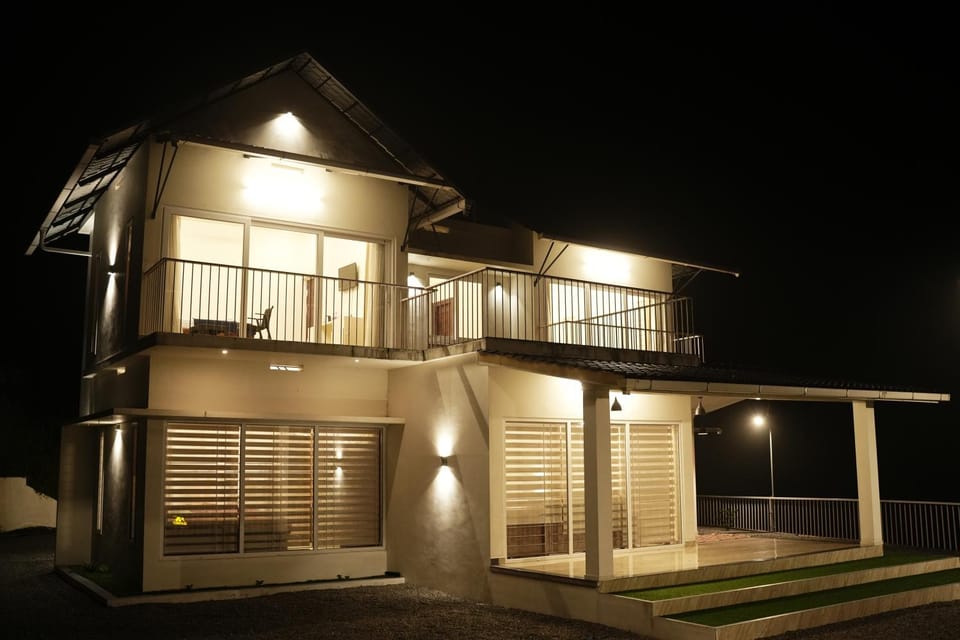 Glashaus by Izan Vacation rental in Kerala