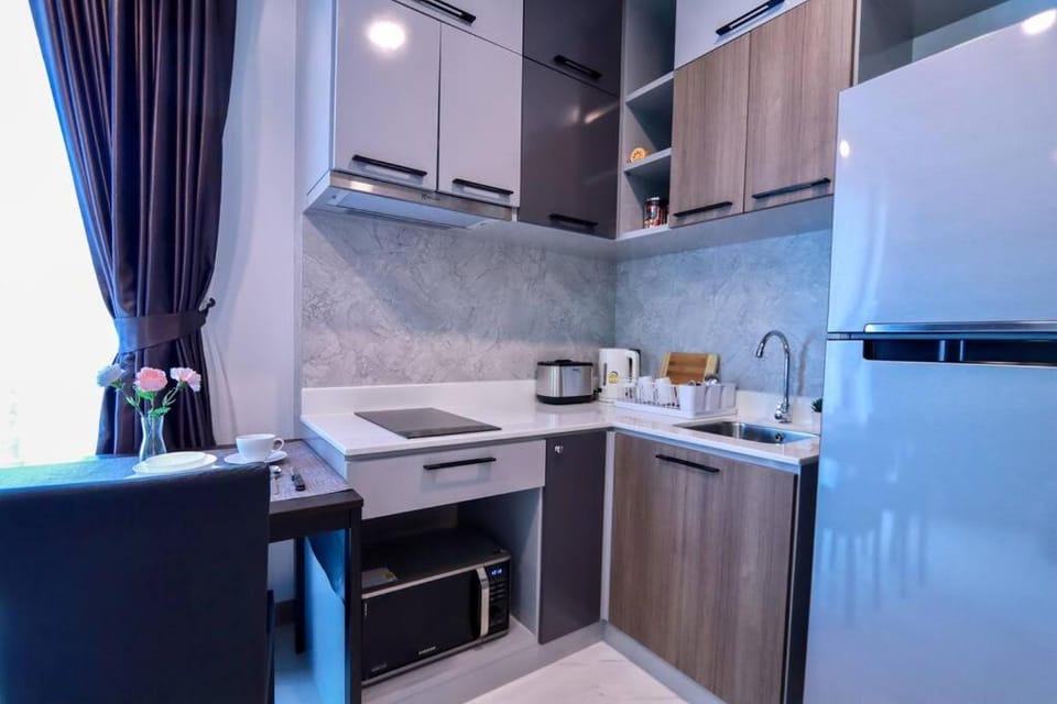A401-Sea view condo Prime location at Aonang beach Apartment in Krabi Changwat