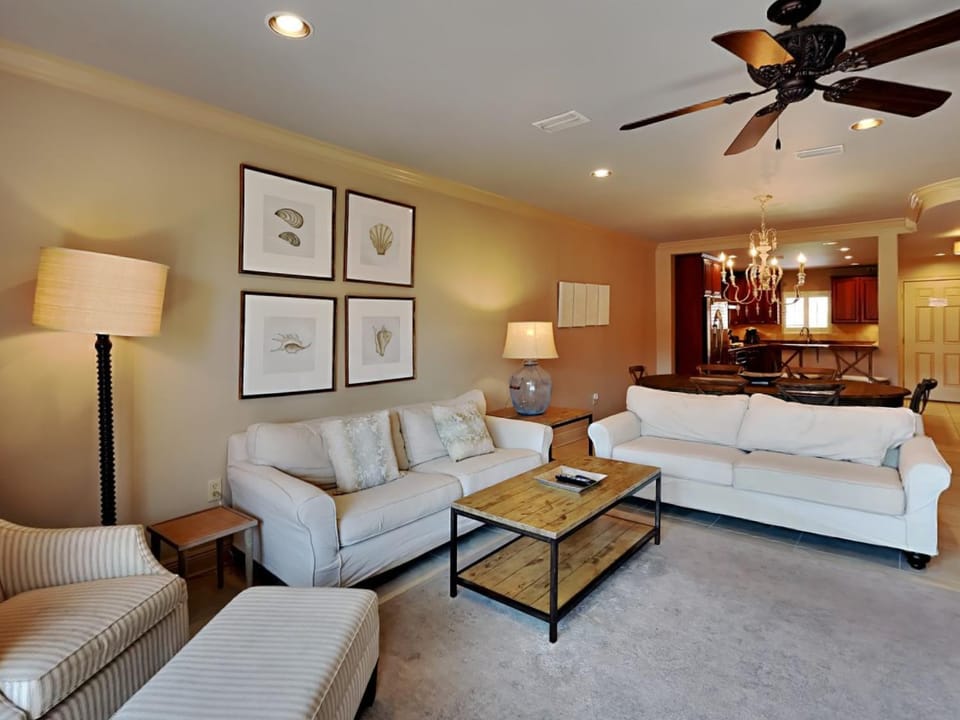 Living room, Seating area, furniture