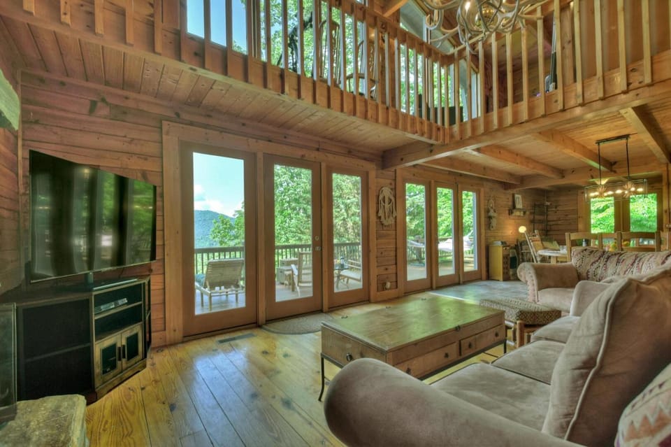 Starlight Mountain House in Georgia