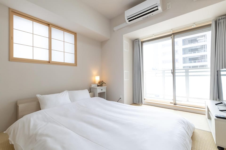 Bed, Photo of the whole room, Bedroom, hair dresser, air conditioner