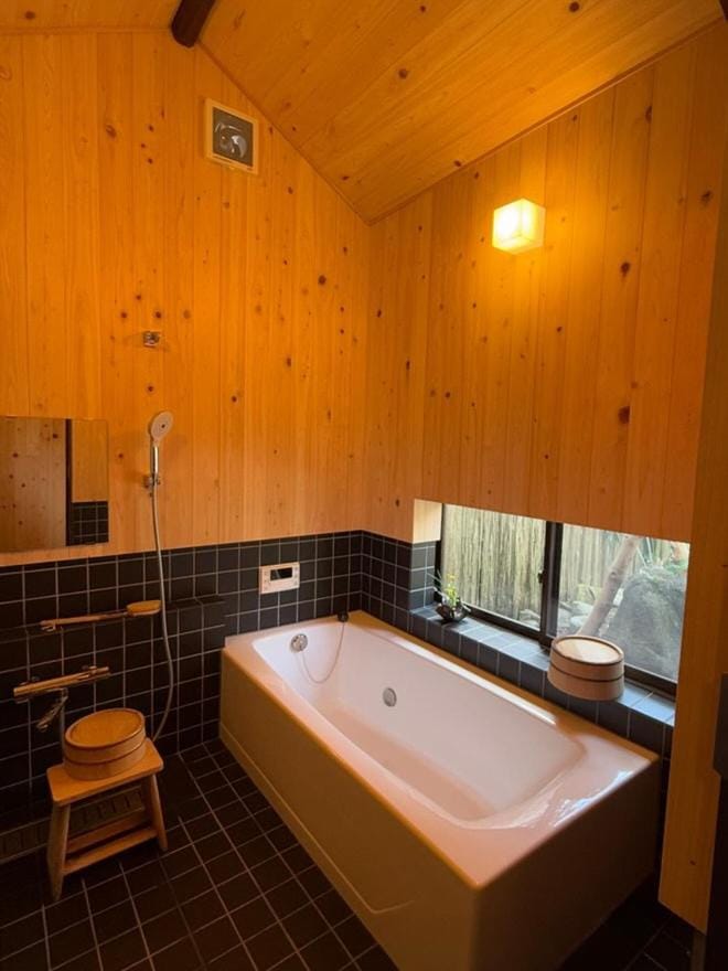 Old Japanese House Bed and Breakfast in Osaka Prefecture