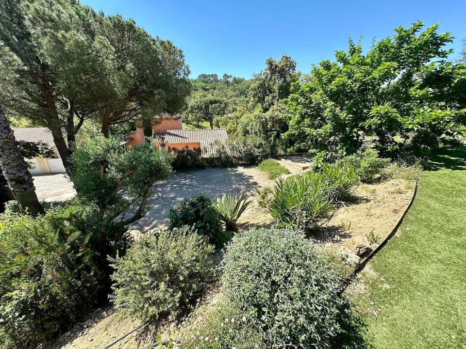 Villa Golfe de Saint Tropez Villa in Cogolin