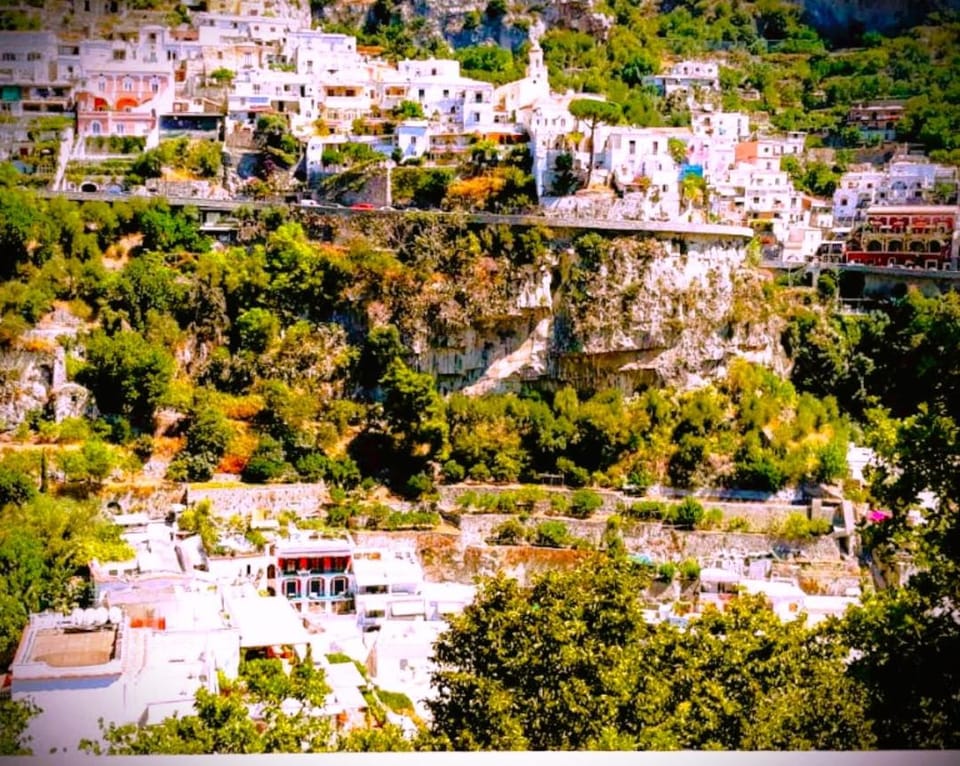 Villa Carrino Twin Apartment in Positano