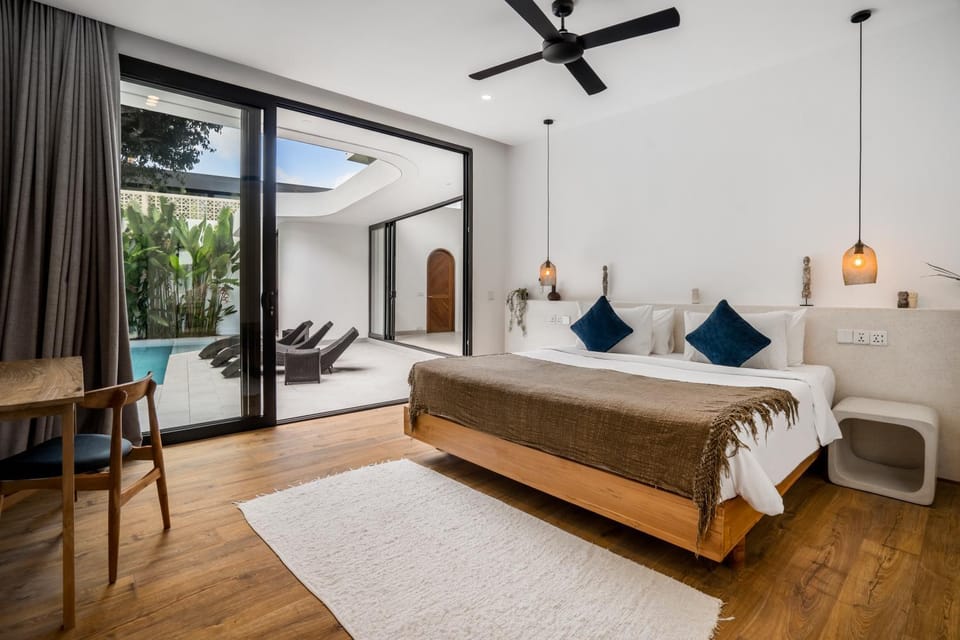 Bed, Bedroom