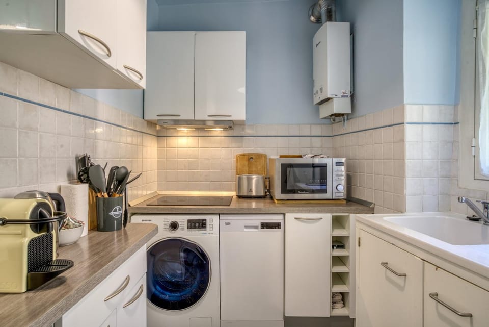 Coffee/tea facilities, Kitchen or kitchenette, dishwasher, minibar, pet friendly, stove, toaster, washing machine