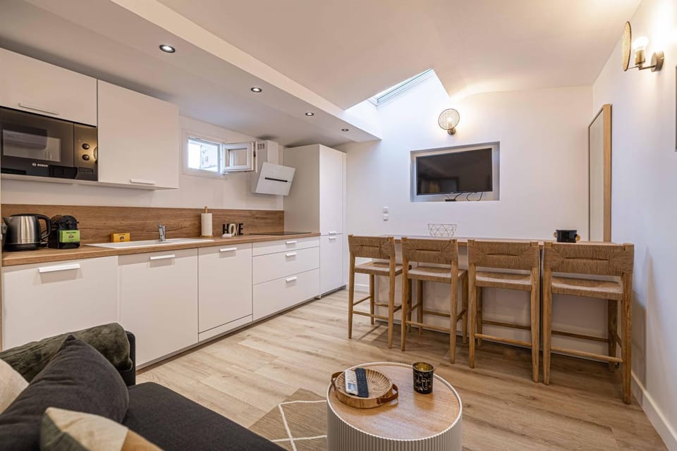 MEY T2 - Superbe appartement 4 pers, 50m du vieux port et 2min à pied du palais Apartment in Cannes