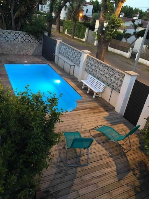 Patio, Pool view, Swimming pool