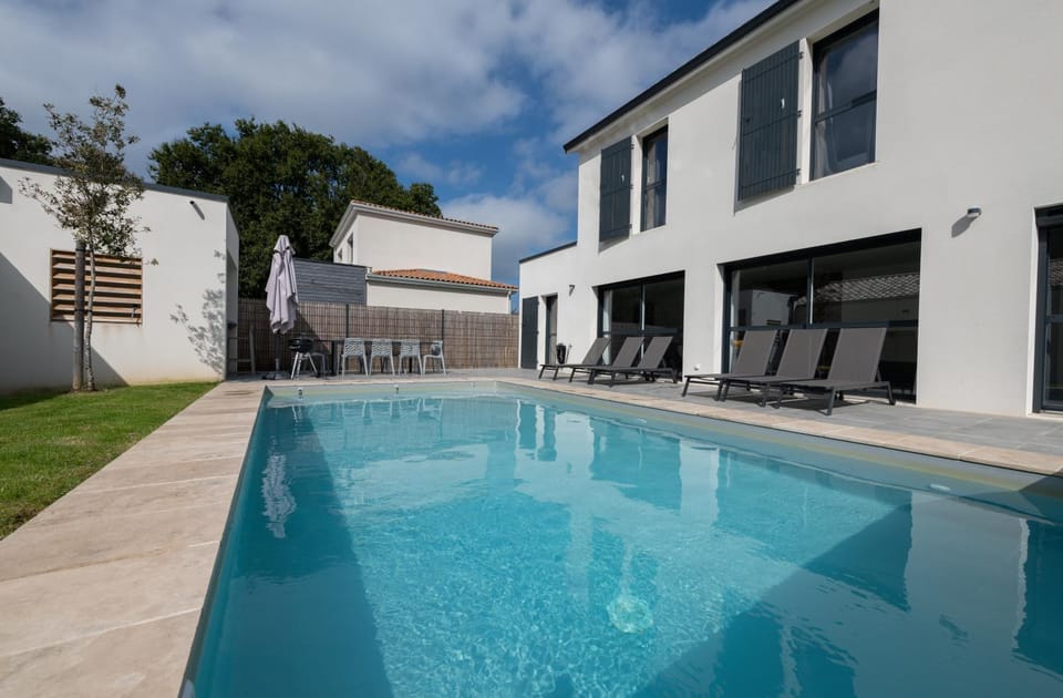 La Forêt d'Armotte Villa 10 By Avecoeur Villa in Nouvelle-Aquitaine