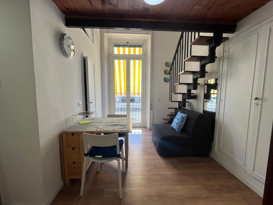 Studio flat ultimo piano in centro Apartment in Rome