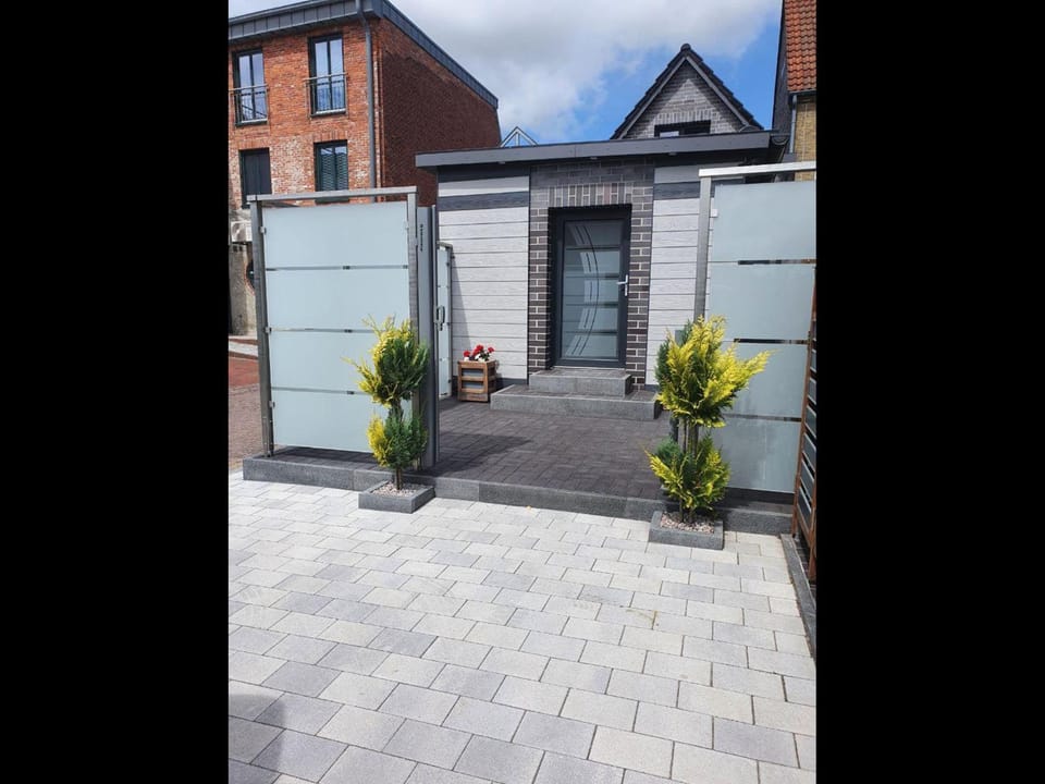 NEU Ferienhaus 54 Husum Sauna gg Gebühr House in Husum