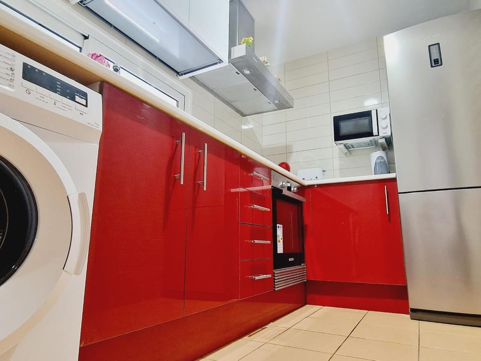 Precious 3 bedroom, Oasis de Fanabe Wifi Free House in Costa Adeje