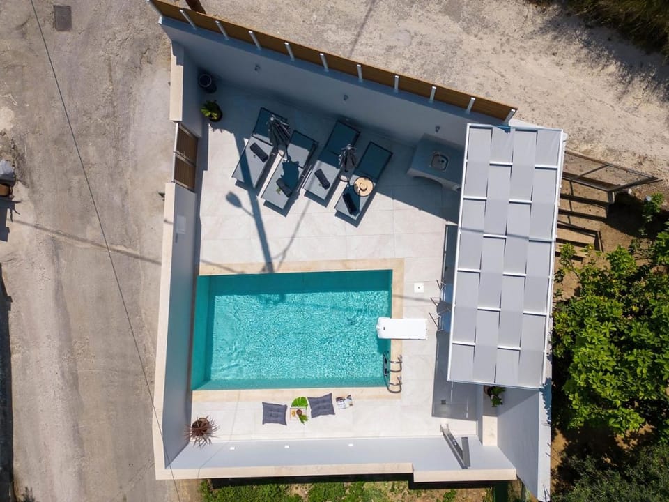 Pool view, Swimming pool, Swimming pool, sunbed