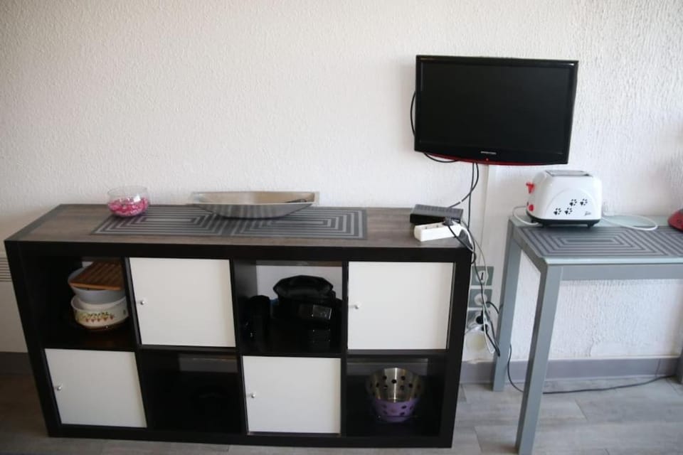 Studio 646, Port Nature 6 au village naturiste Apartment in Agde