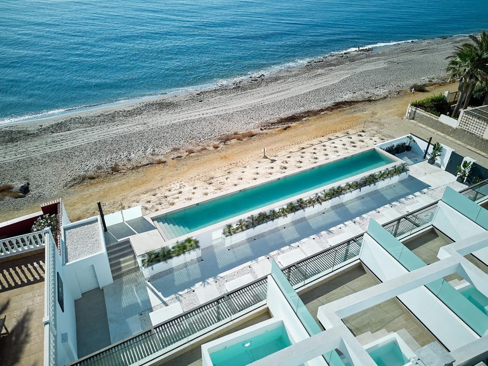 Beach, Swimming pool, Swimming pool