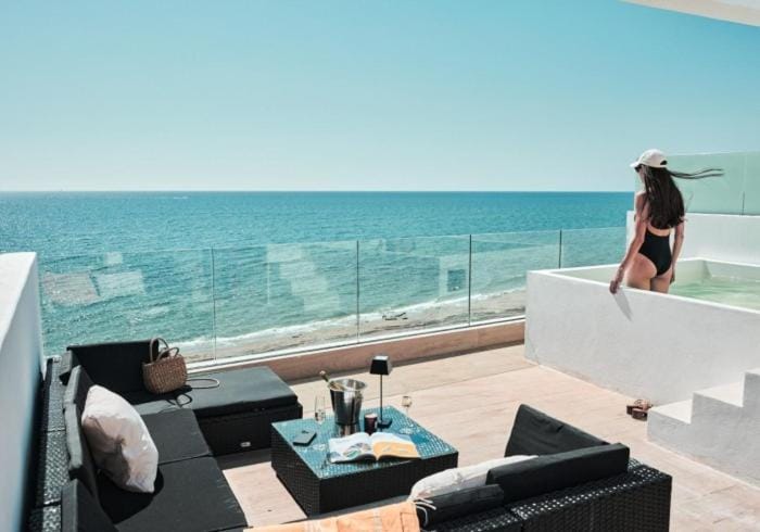 Balcony/Terrace, Sea view, Swimming pool