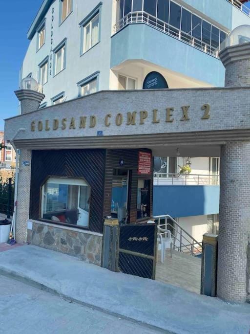 Property building, Day