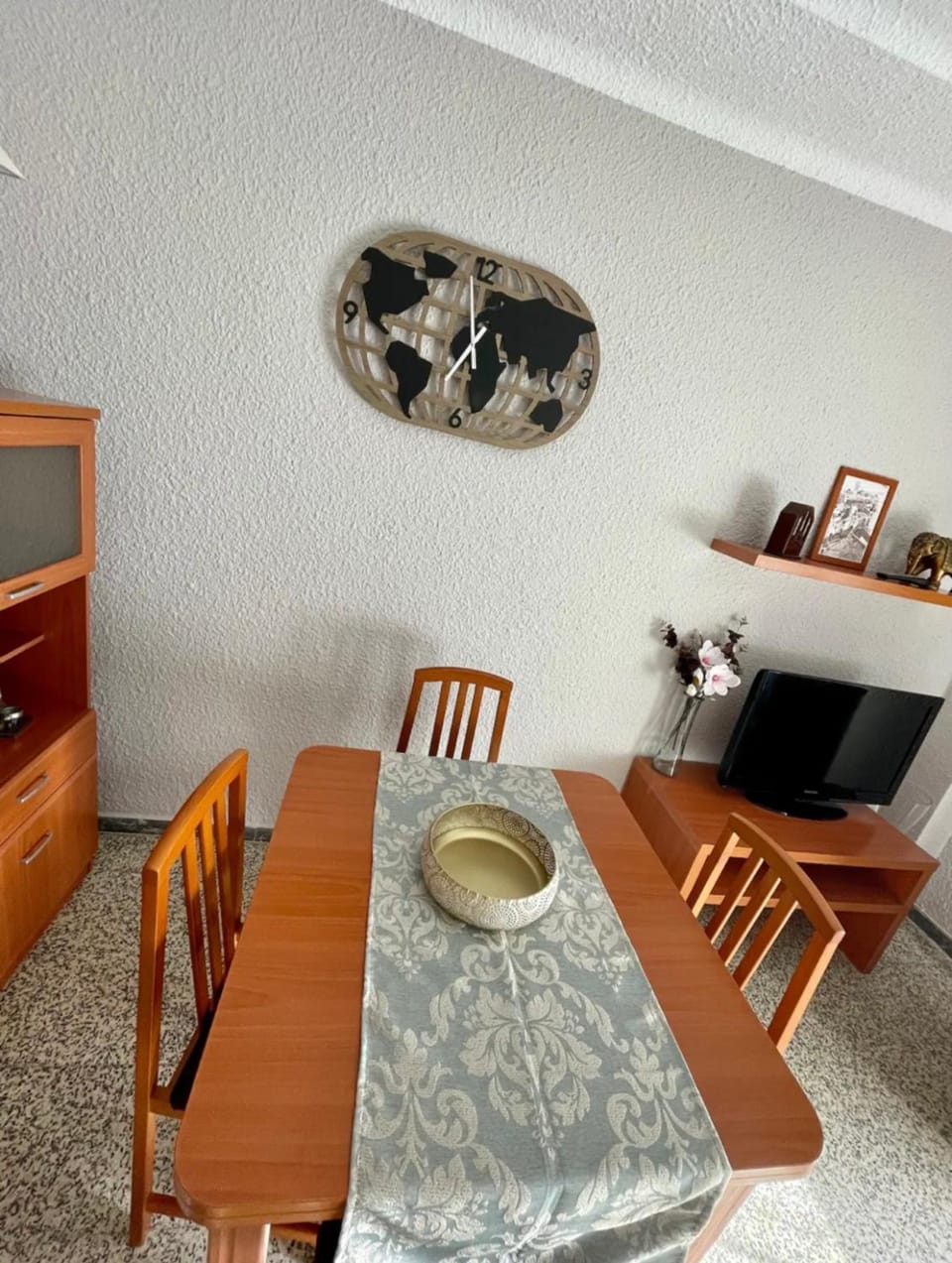 TV and multimedia, Dining area