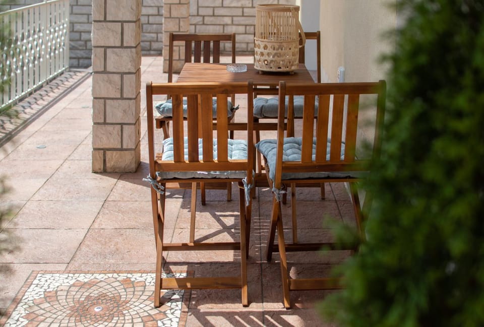 Patio, Day, View (from property/room), Balcony/Terrace