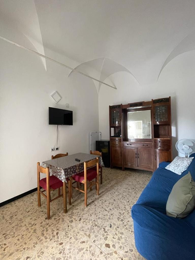 Communal lounge/ TV room, Living room, Seating area, Dining area, Evening entertainment