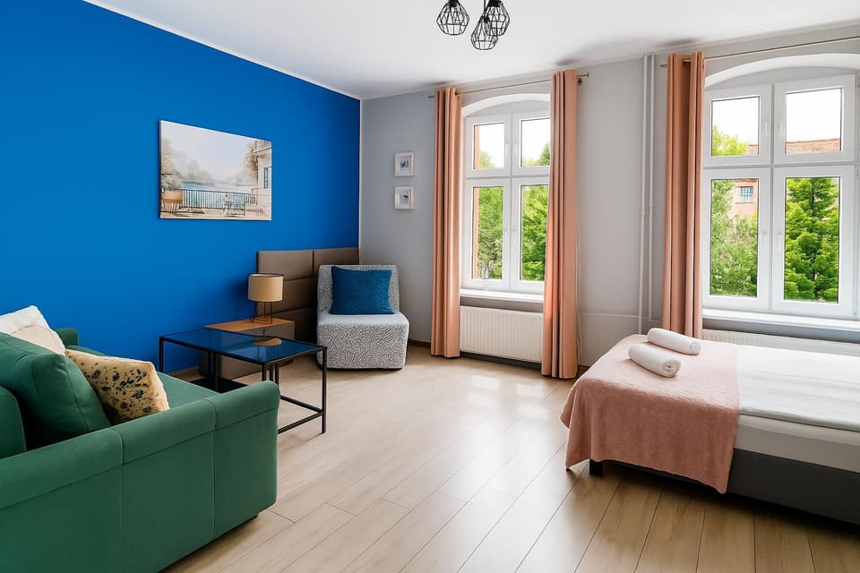 Living room, Bedroom