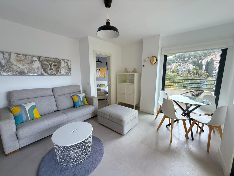 El Balcón de El Candado (Málaga capital) Apartment in Malaga