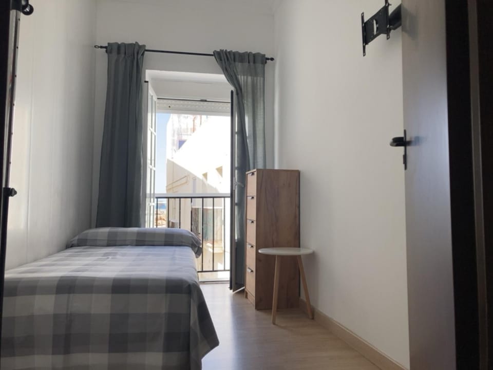 Balcony/Terrace, Bedroom, fireplace