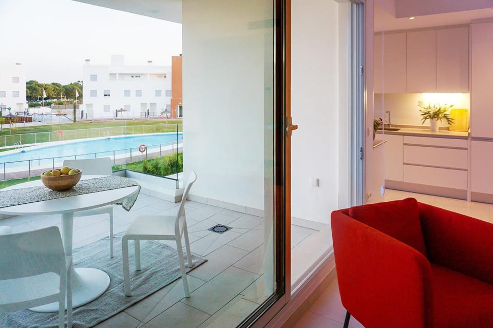 Balcony/Terrace, Balcony/Terrace
