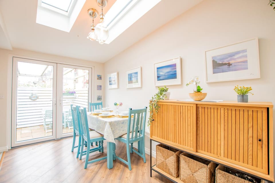 Cosy Retreat in The City Centre House in Galway