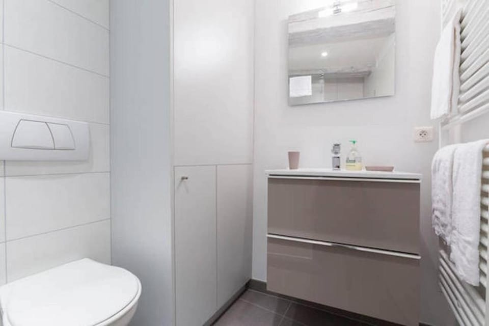 Toilet, Bathroom