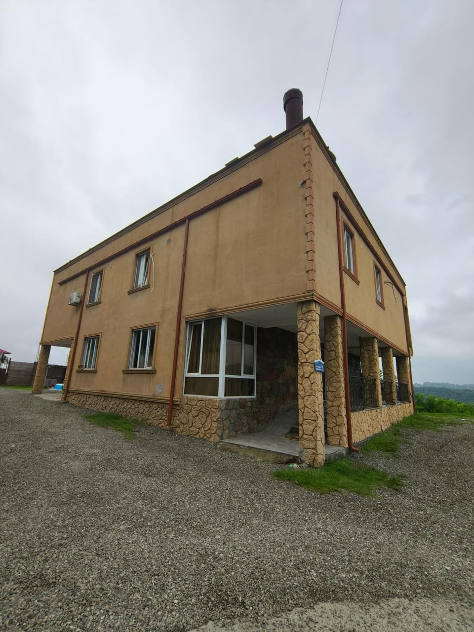 Property building, Day
