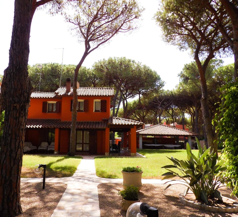 Property building, Garden