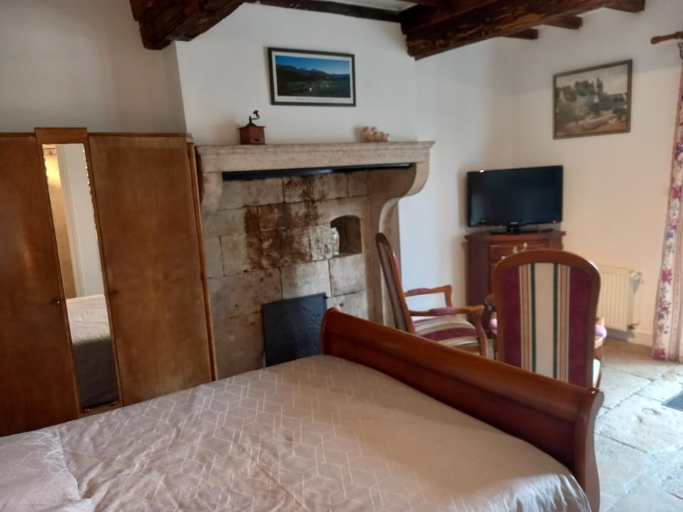 Maison studio village médiéval House in Bourgogne-Franche-Comté