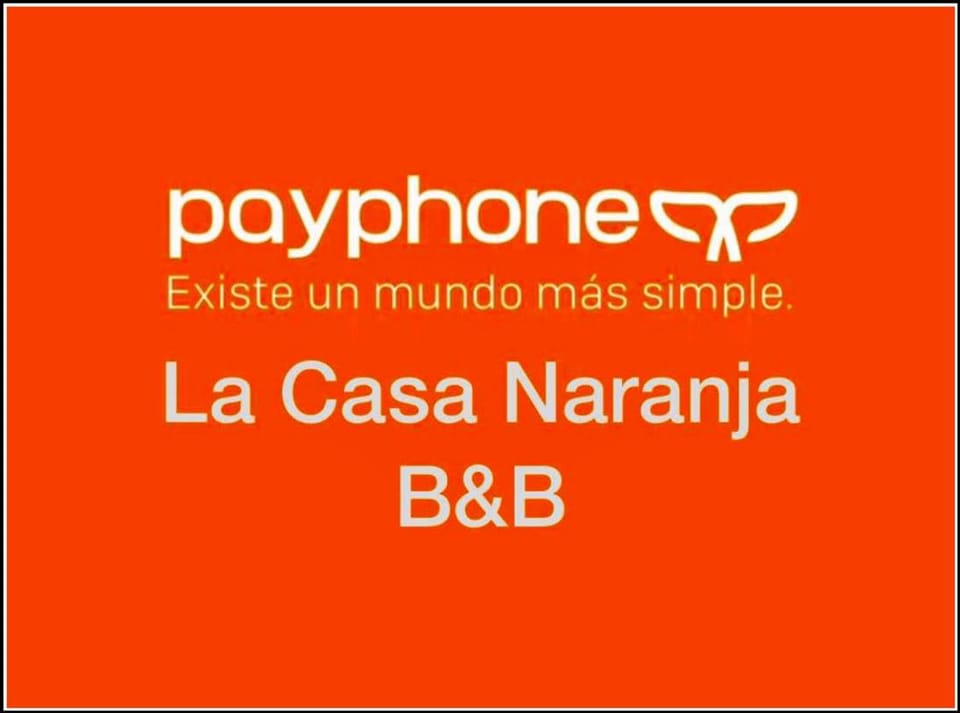La Casa Naranja Hostal Bed and Breakfast in Olon