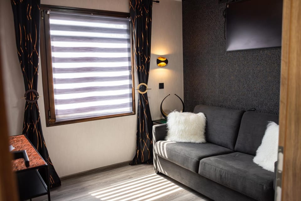 Living room, Seating area, Bedroom