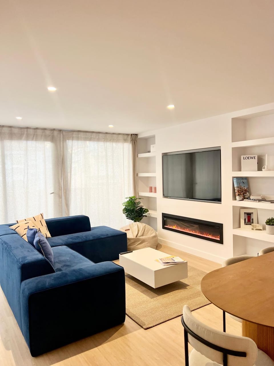 Lounge or bar