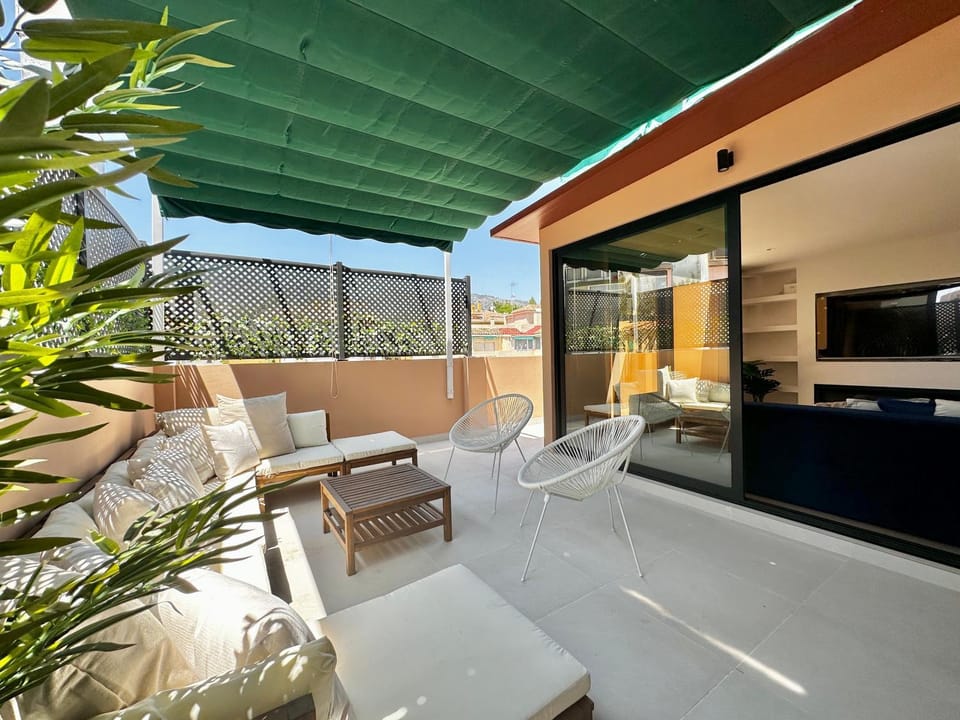View (from property/room), Balcony/Terrace
