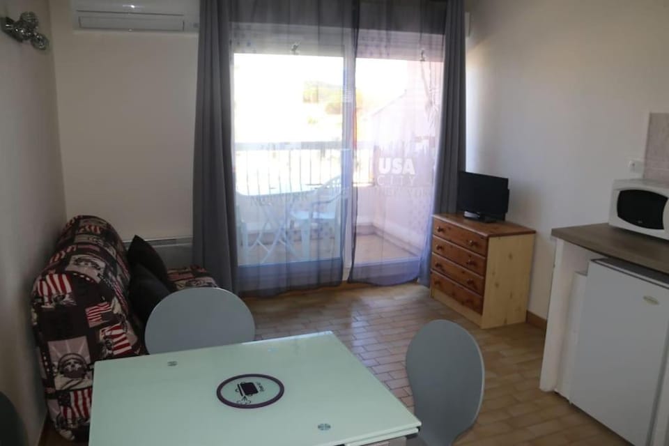 Studio 141 Port Soleil B1 au village naturiste Apartment in Agde