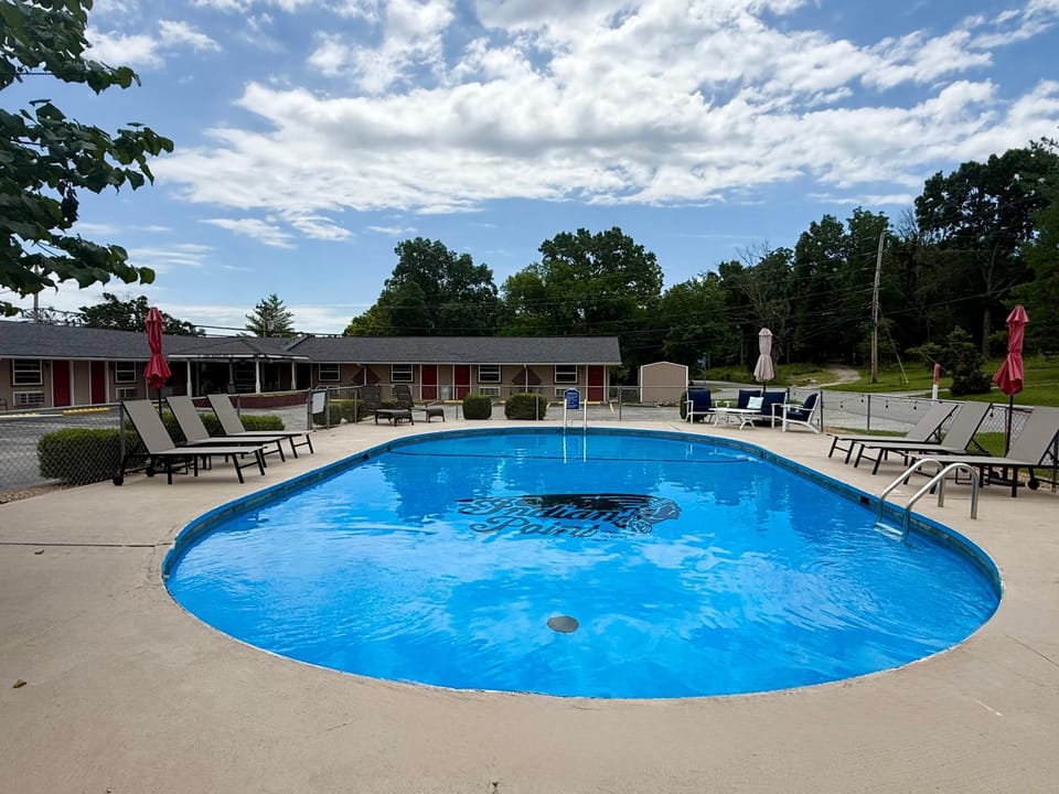 Hunter's Friend Resort near Table Rock Lake Resort in Indian Point
