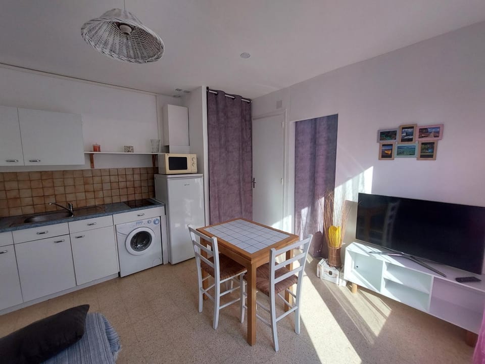Appartement 1mn de la plage Apartment in Occitanie