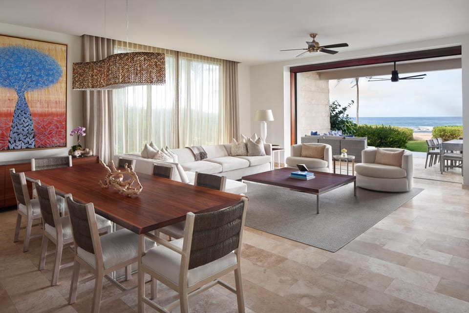 Living room, Sea view