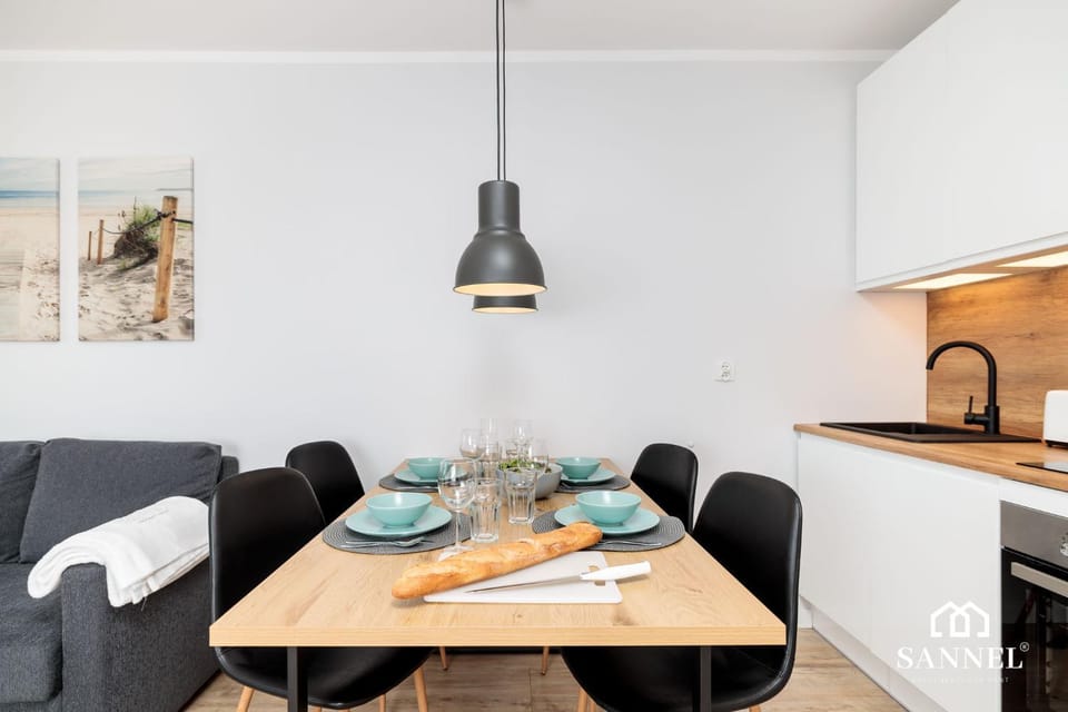 Kitchen or kitchenette, Living room, Seating area, Dining area, On site, stove