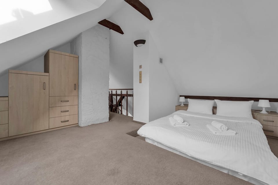 Bed, Photo of the whole room, Bedroom, hair dresser, towels, wardrobe